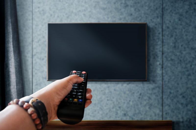držiak na TV
